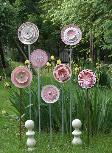 89+ Salvaged garden art projects - easy projects to enhance your garden!