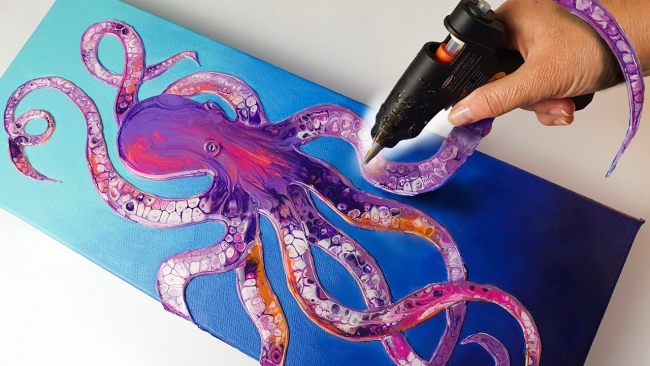 This Octopus Painting is so EASY to do!! Acrylic Pouring + Glue Gun