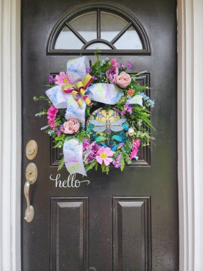 spring-and-summer-floral-wreath