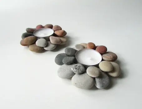 DIY River Rock Picture Holder