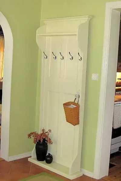 coat-racks-hooks-don-t-throw-that-old-wooden-door-away