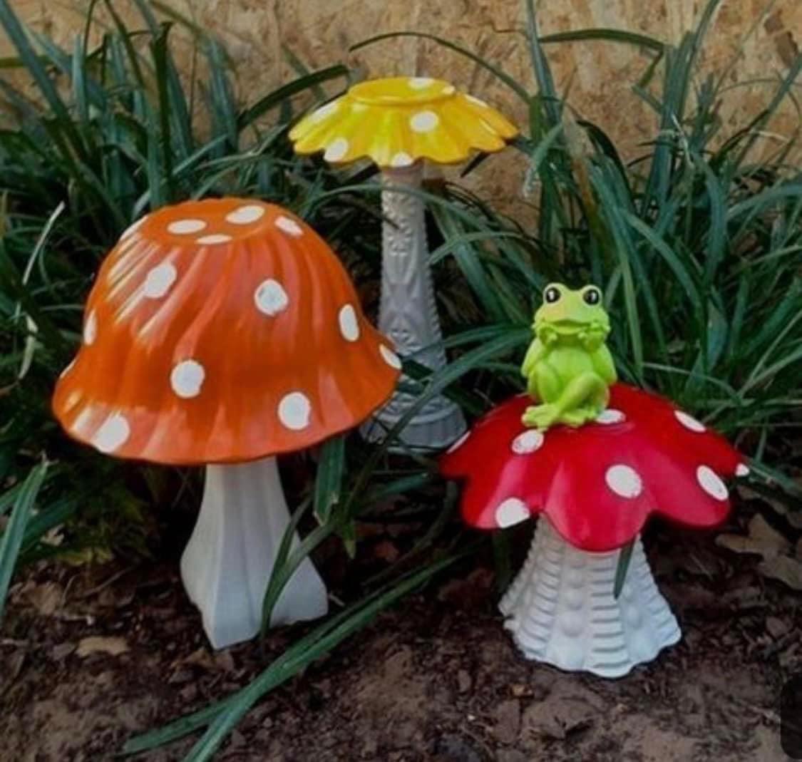 diy-painted-mushrooms