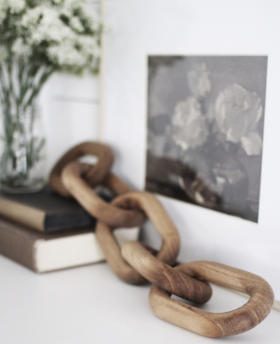 five-link-hand-carved-wood-chain