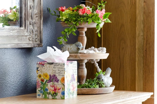 how-to-decoupage-on-wood-diy