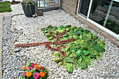 paintedtreeonthestonepathwaypebbleart