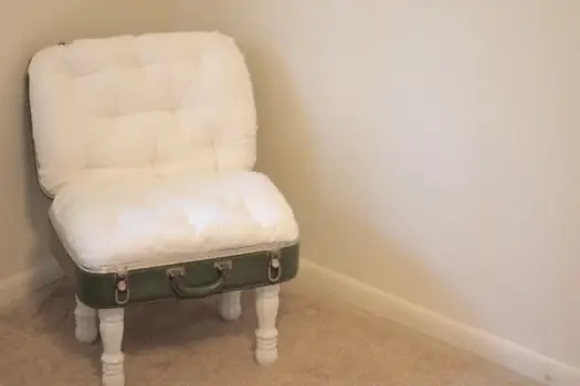 vintage-suitcase-chair