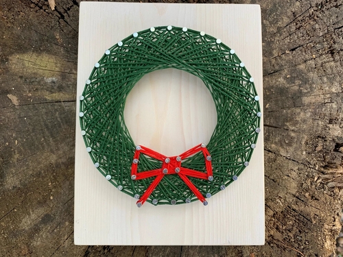 christmas-wreath-string-art