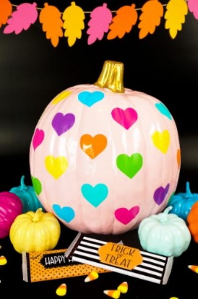 rainbow-heart-pumpkin