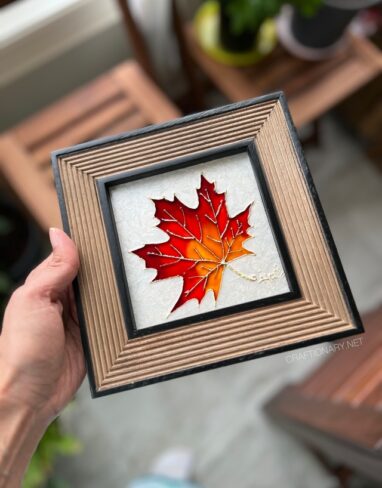 Glass Painting Maple Leaf – Fall Craft