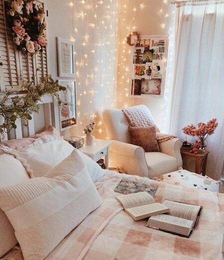 Hygge-bedroom-reading-corner