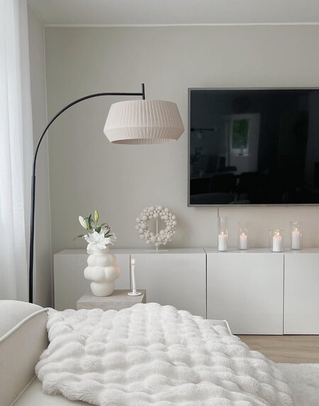 Minimalist-Hygge-living-space