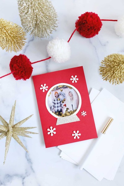 Snow-globe-photo-Christmas-Card