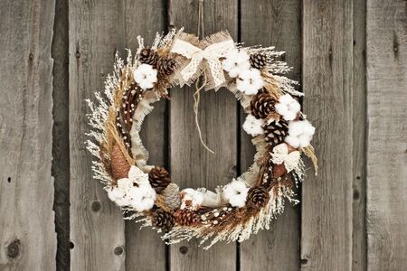 dried-flowers-christmas-wreath-decorations