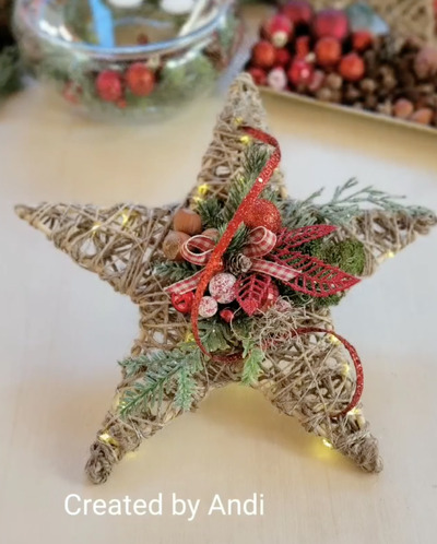 farmhouse-christmas-bedroom-rustic-string-stars
