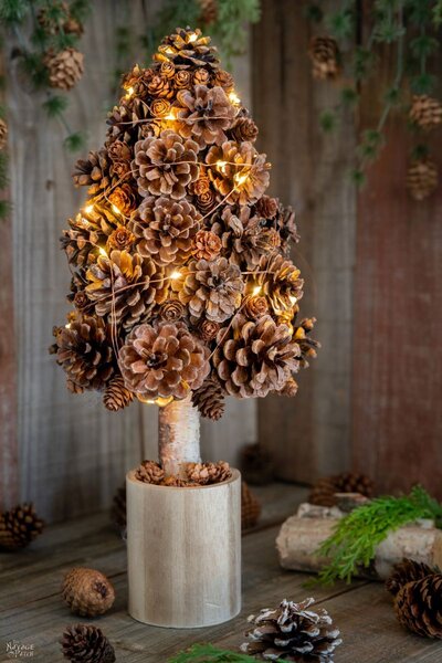 pine-cone-christmas-tree
