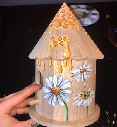 Beehive-birdhouse