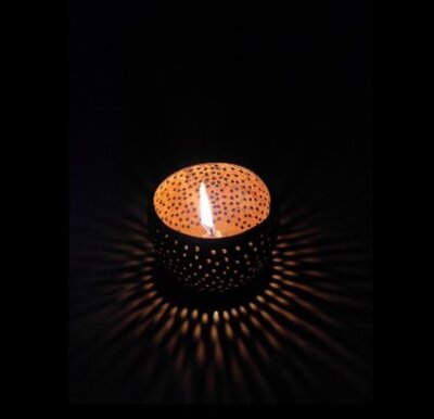 Candle-Holder-with-Coconut-Shell