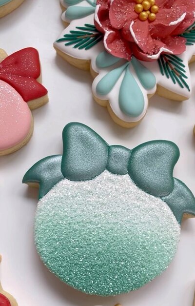 Christmas-ornament-cookies