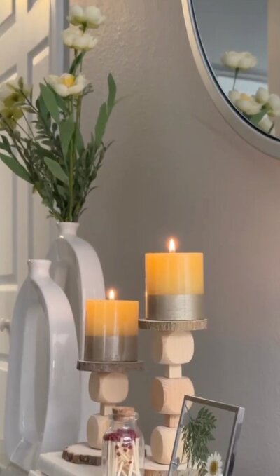 DIY-Candle-Holder-with-Wooden-Cubes-and-Slices