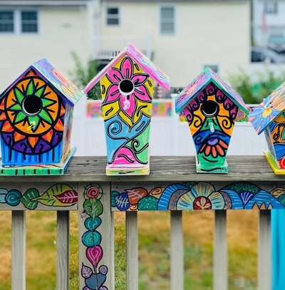 Mandala-painted-birdhouses