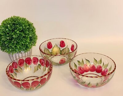 Rose-bud-painted-bowls