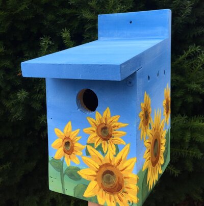 Sunflowers-birdhouse