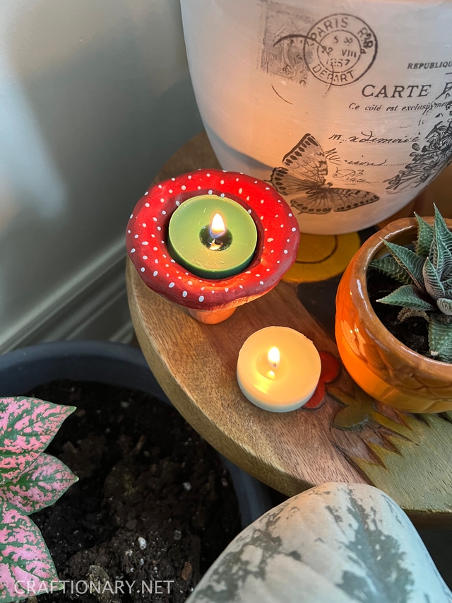 clay-mushroom-candle-holder