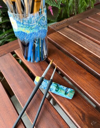 Van Gogh Paint Brush Rest DIY