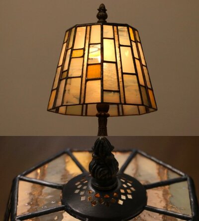 Contemporary-stained-glass-lamp-DIY
