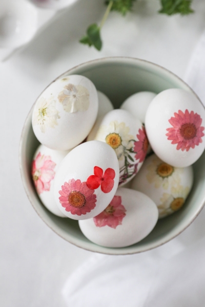 Pressed-Flower-Eggs