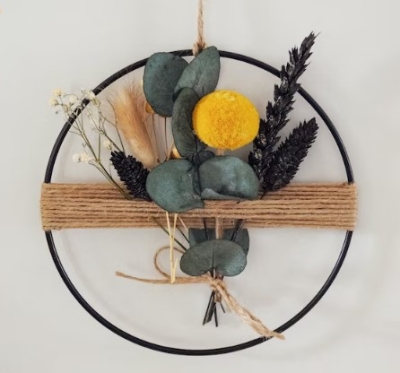 dried-flower-wreath-metal-ring