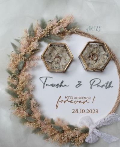 floral wreath's ring plate