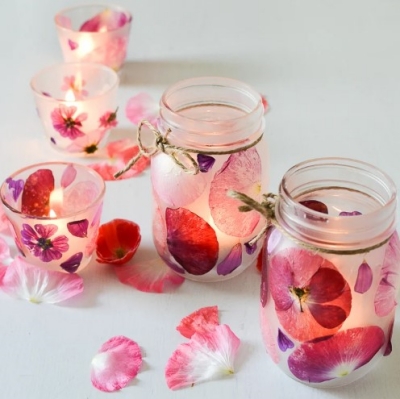 flower-petal-candle-holders