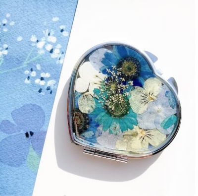 handmade-pressed-flower-compact-mirror