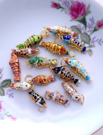 cloisonne-enamel-koi-fish-charm