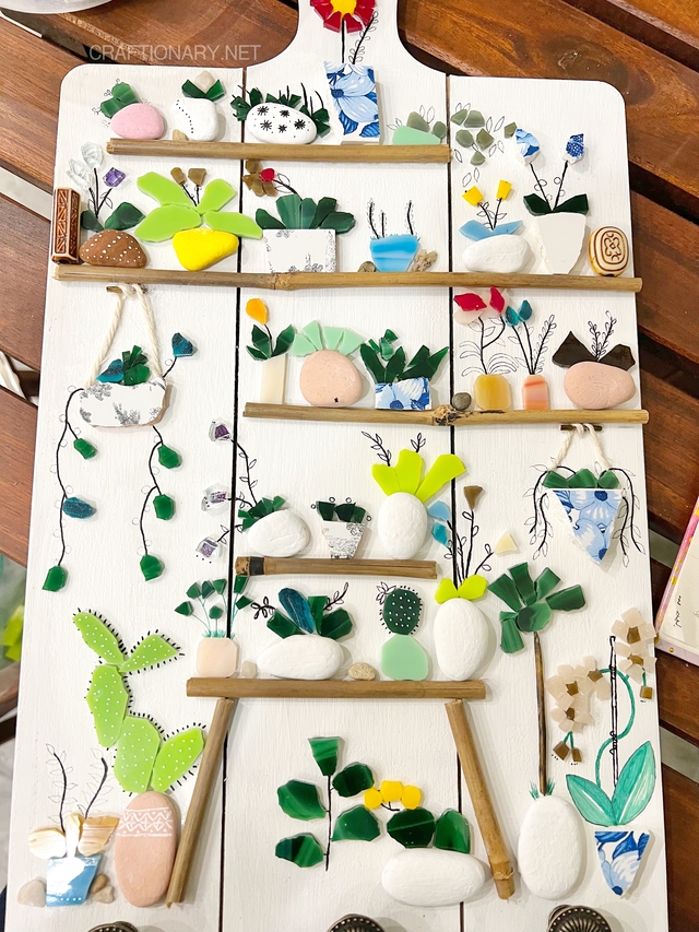 houseplants-art-using-stone-and-glass-tile-art
