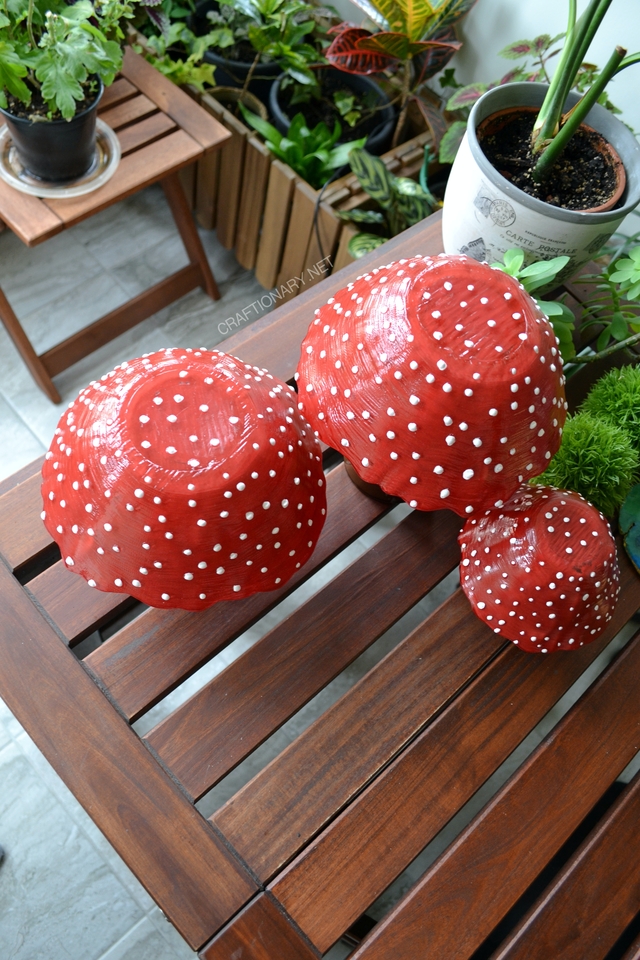 diy-bowl-and-glass-vase-mushrooms-for-garden