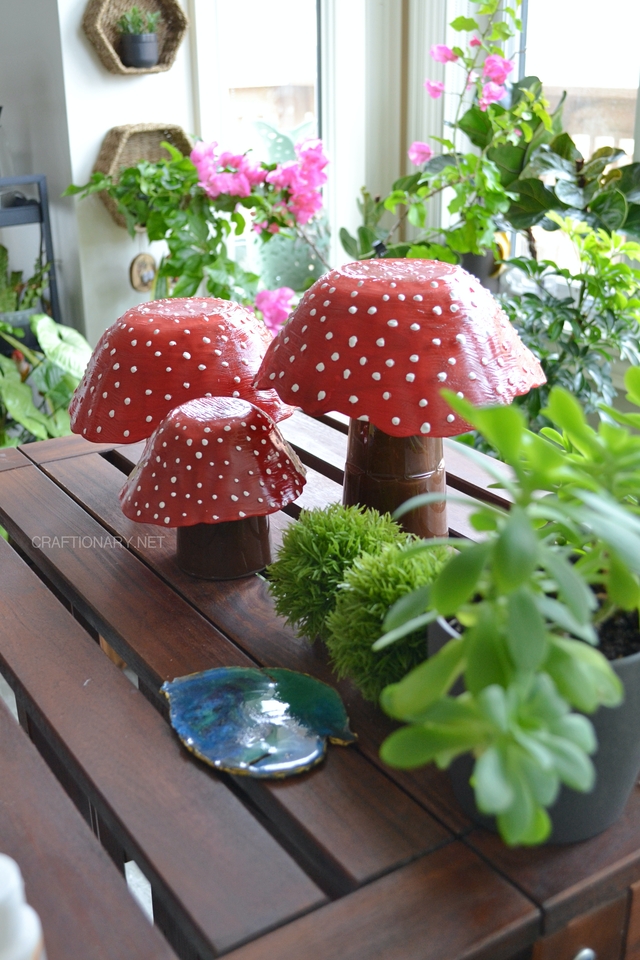 glass-mushrooms-2