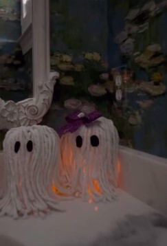 using mop-heads for DIY decorations