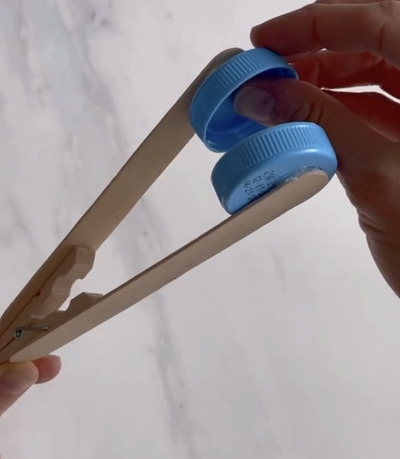 motor-skills-tongs-for-kids-craft