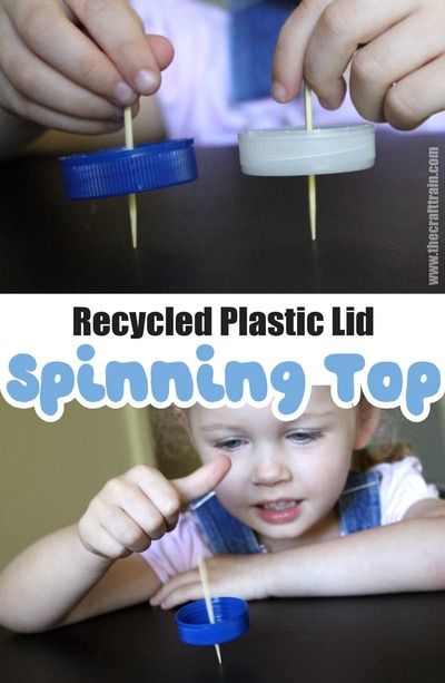 The-Crafty-Train-spinning-top-bottle-cap