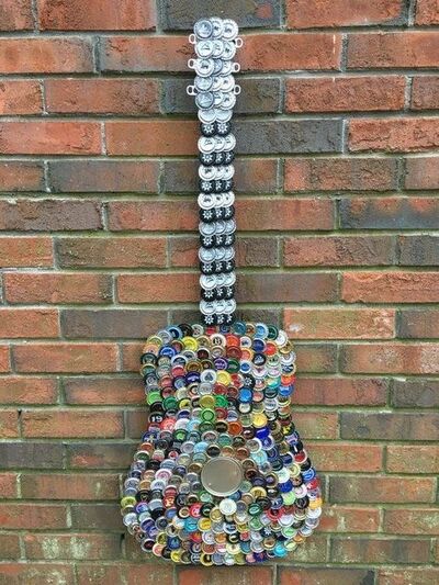 metal-bottle-cap-wall-decor