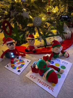 Elf-Playing-Twister-with-free-printable
