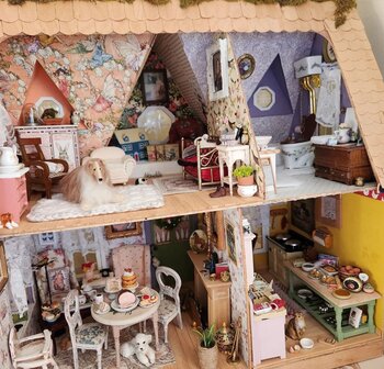 Firefly-Cottage-Dollhouse