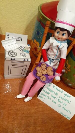 Mini-Cookies-for-Elf-on-the-Shelf-Idea
