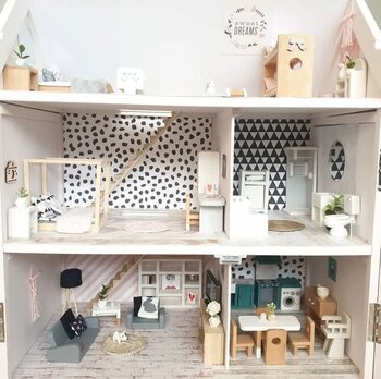 Modern-Wooden-Dollhouse