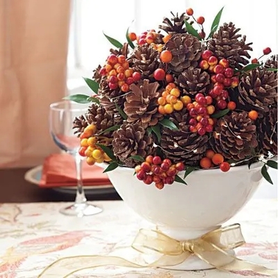 cozy-pinecone-centerpieces-for-fall-and-thanksgiving4241