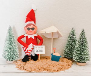 elf-on-the-shelf-goes-to-the-beach