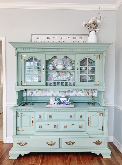 Gorgeous-Grecial-and-Floral-Makeover 