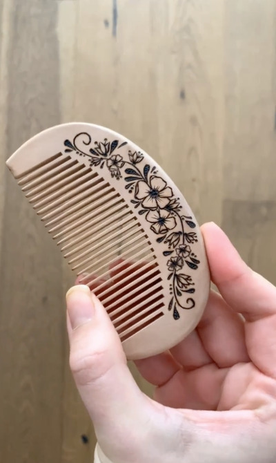 Comb